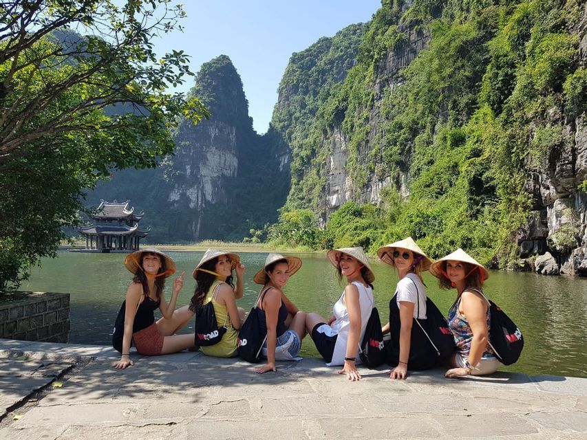 Top Reasons to Choose eSIM When Visiting Vietnam (2025 Guide)